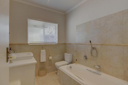21 Batavia St Golden Acre LOWRES-11